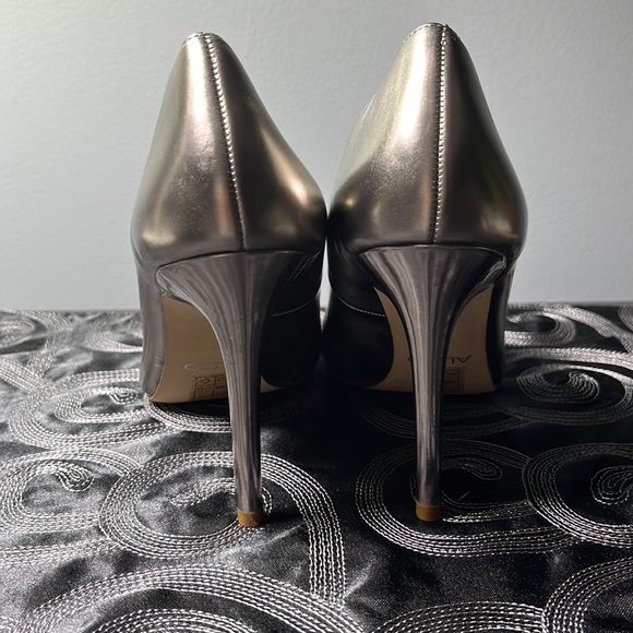 ALDO Silver Pump - Picture 3 of 6